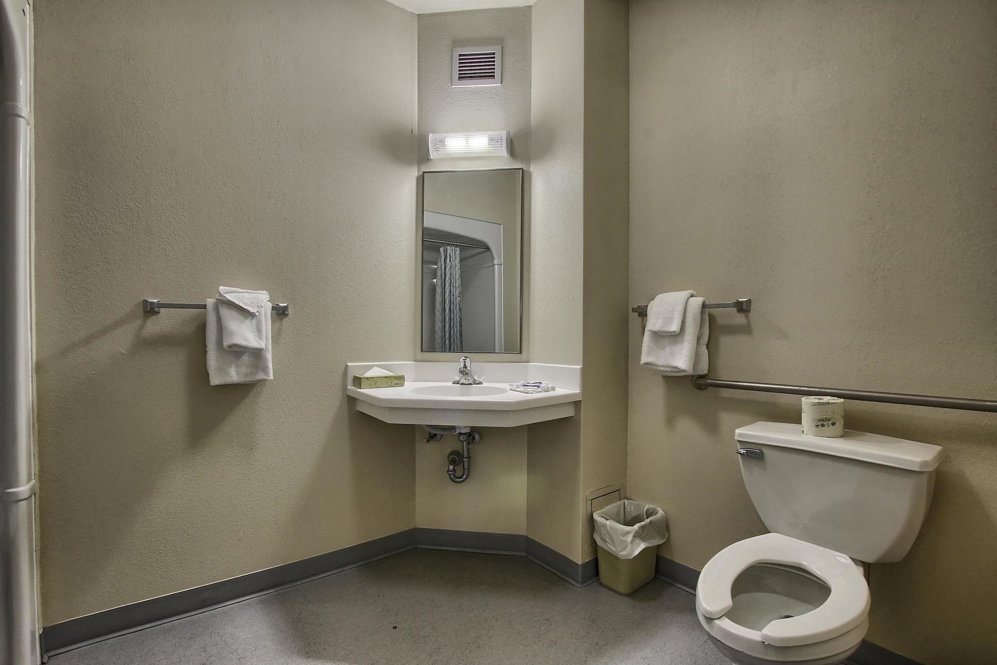 Motel 6-London, On - Ontario ภายนอก รูปภาพ